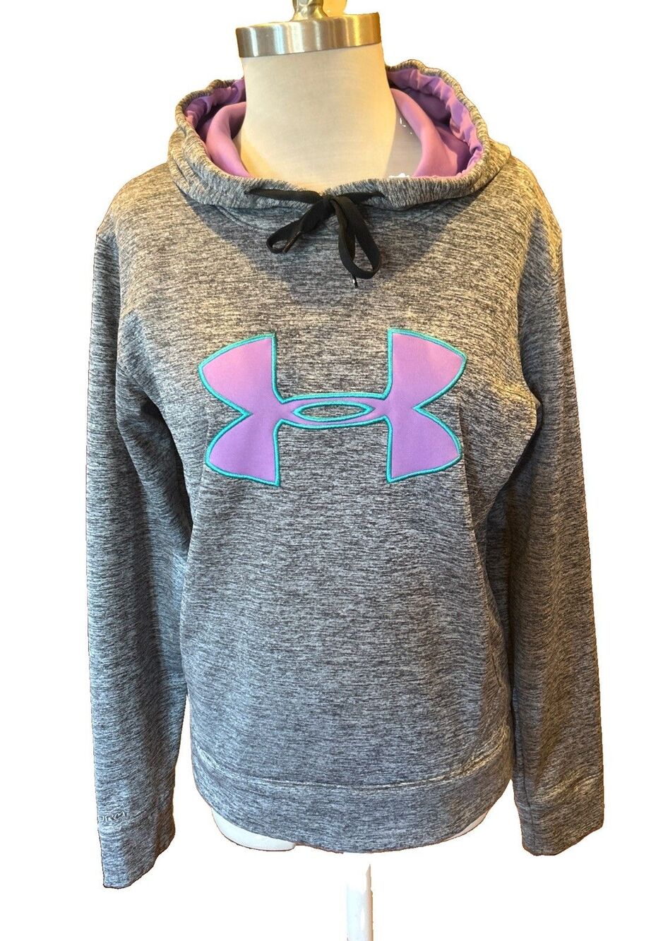 Under Armour Cold Gear Sweatshirt Hoodie Sz Medium Semi Fitted Gray Athletic